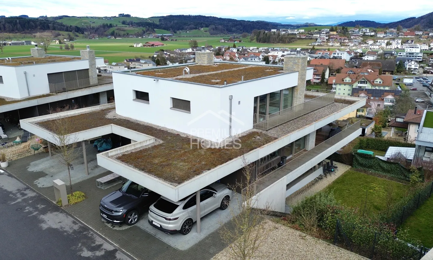 Design, hauteur sous plafond et vue réunis! - Photo 2 sur 5