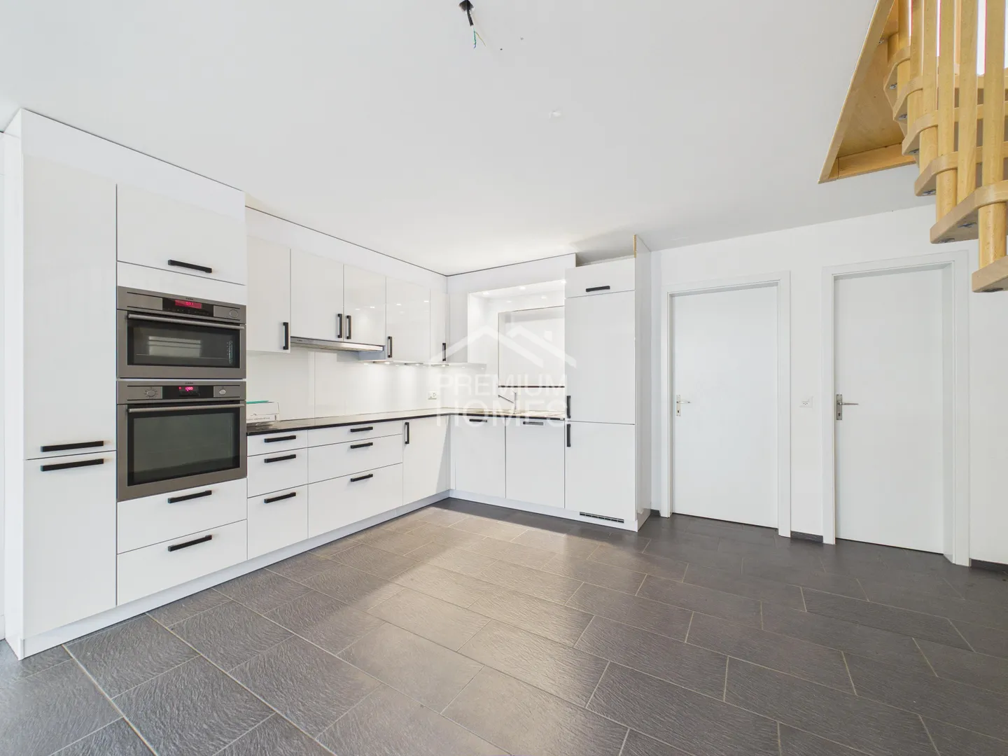 Maison mitoyenne - Espace pour toute la famille - Photo 3 sur 11