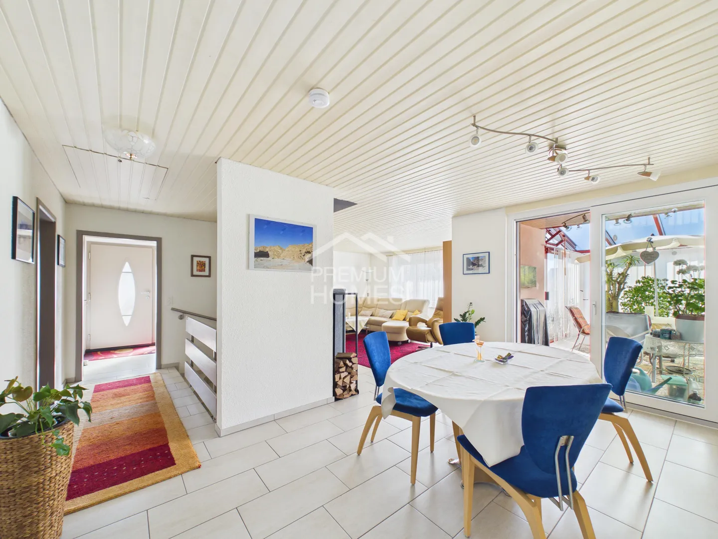 Family Paradise with Dream Garden & Sunshine All Day - Photo 6 of 13