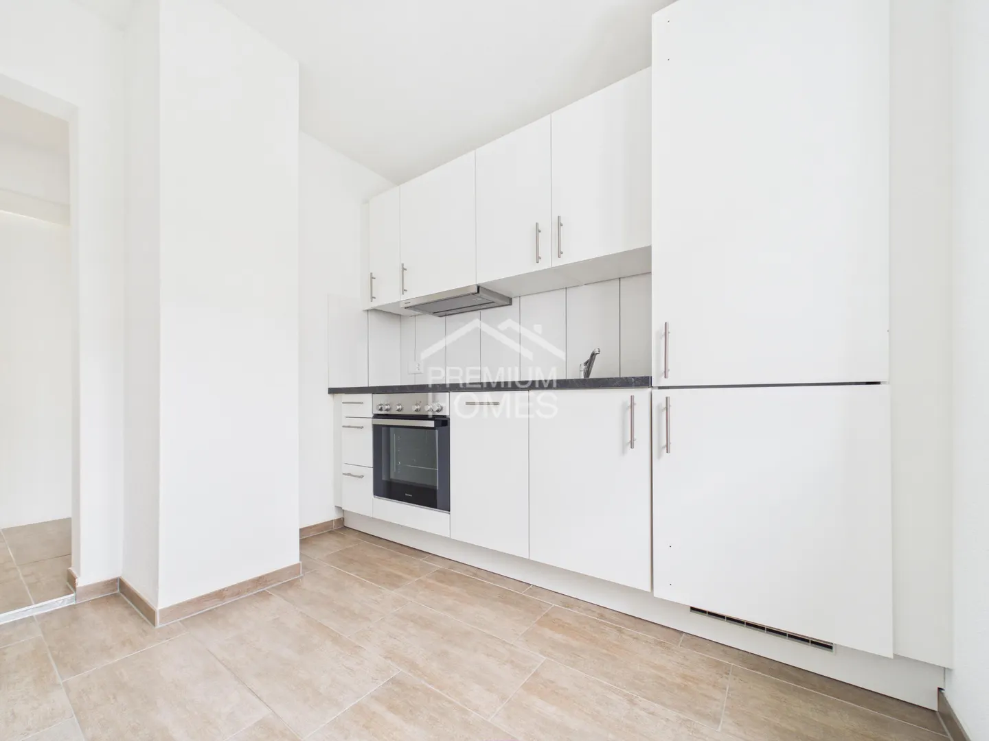 Well-maintained multi-family house in very good condition - Photo 5 of 9