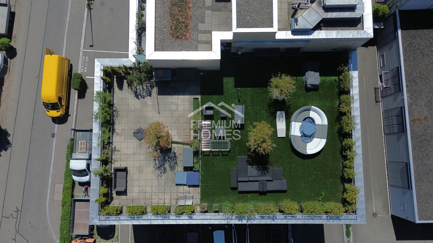 Modern Commercial Space with Terrace - Photo 1 of 4