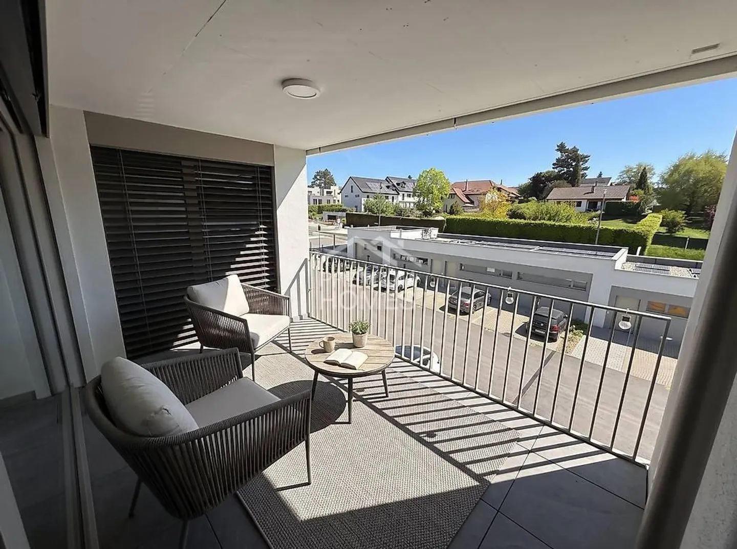 Appartamento Contemporaneo con Loggia - Foto 3 di 6