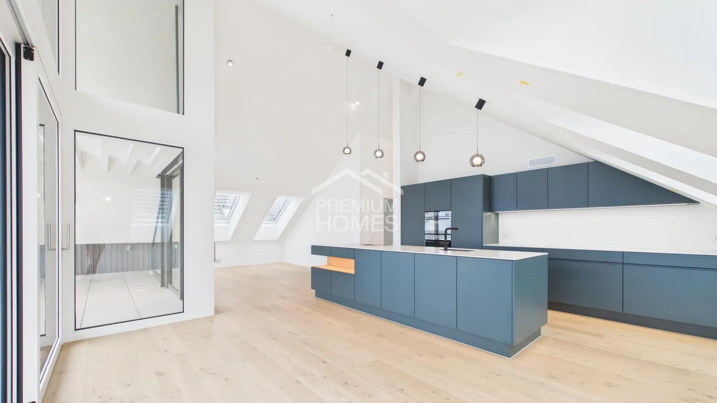 MODERNE ATTIKAWOHUNG MIT TRAUMHAFTER BERGKULISSE  - Photo 6 of 11