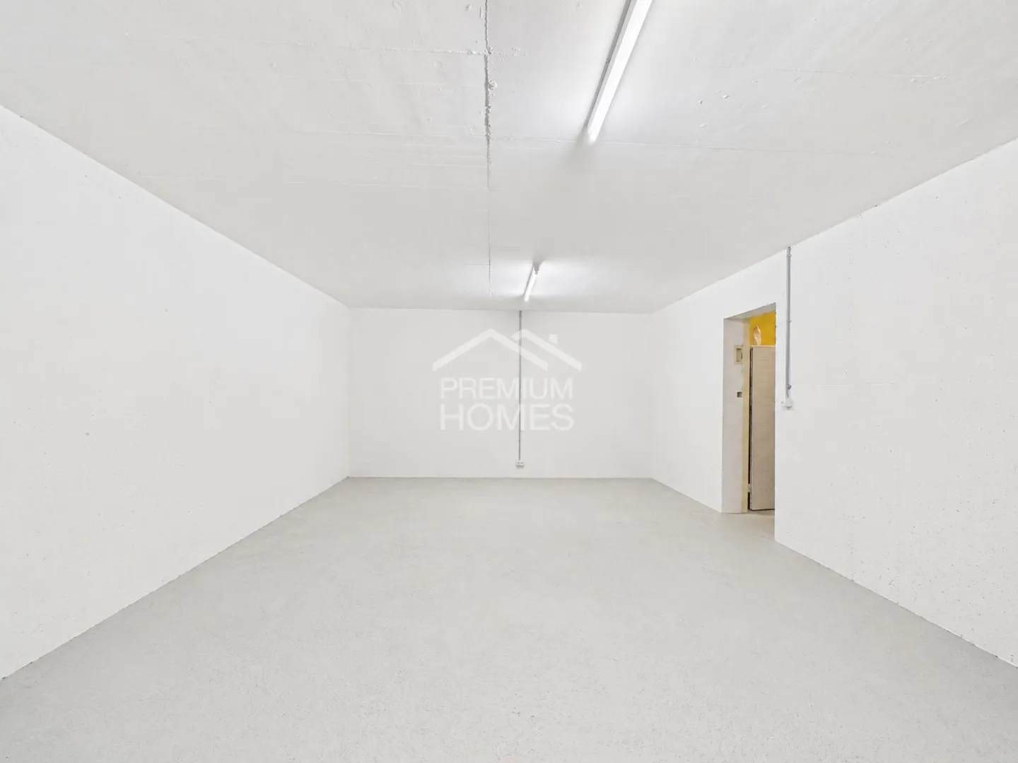 Quiet and residential living environment - Photo 7 of 8