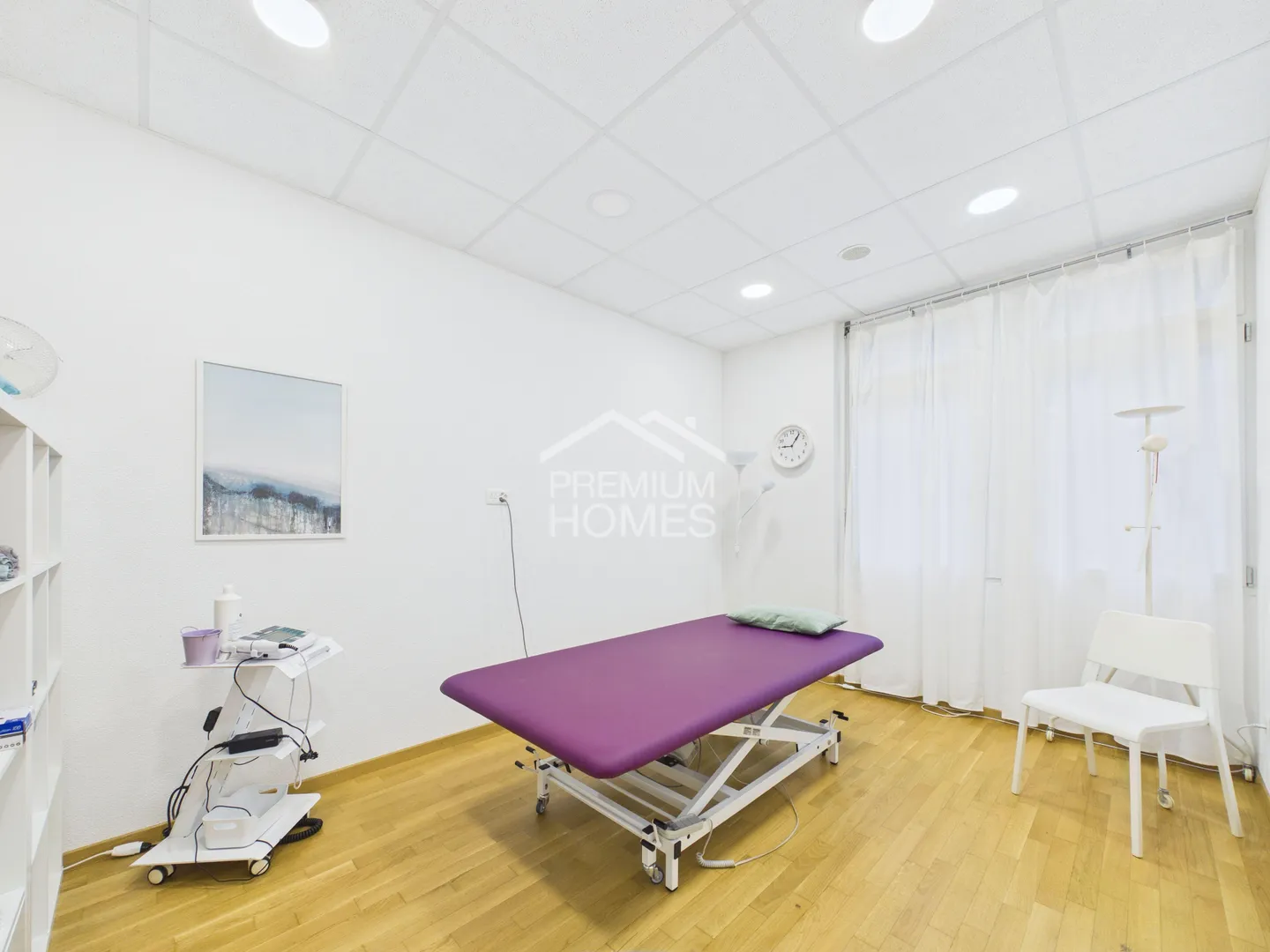 Versatile Commercial Space - Photo 5 of 11