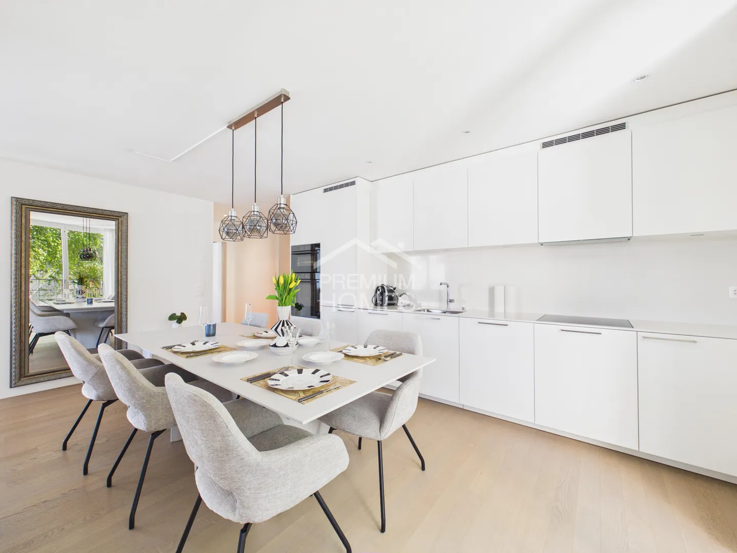 Exklusive Designwohnung - Hochwertig möbliert &amp; sofort bezugsbereit! - Foto 2 von 9