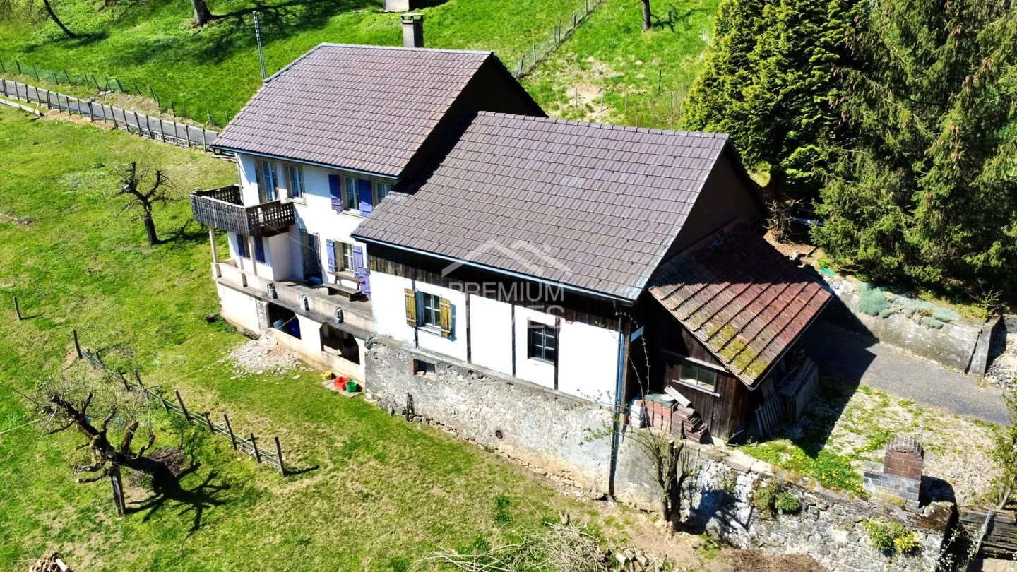 Oasi di calma soleggiata? Incantevole casetta nel verde - Foto 1 di 13