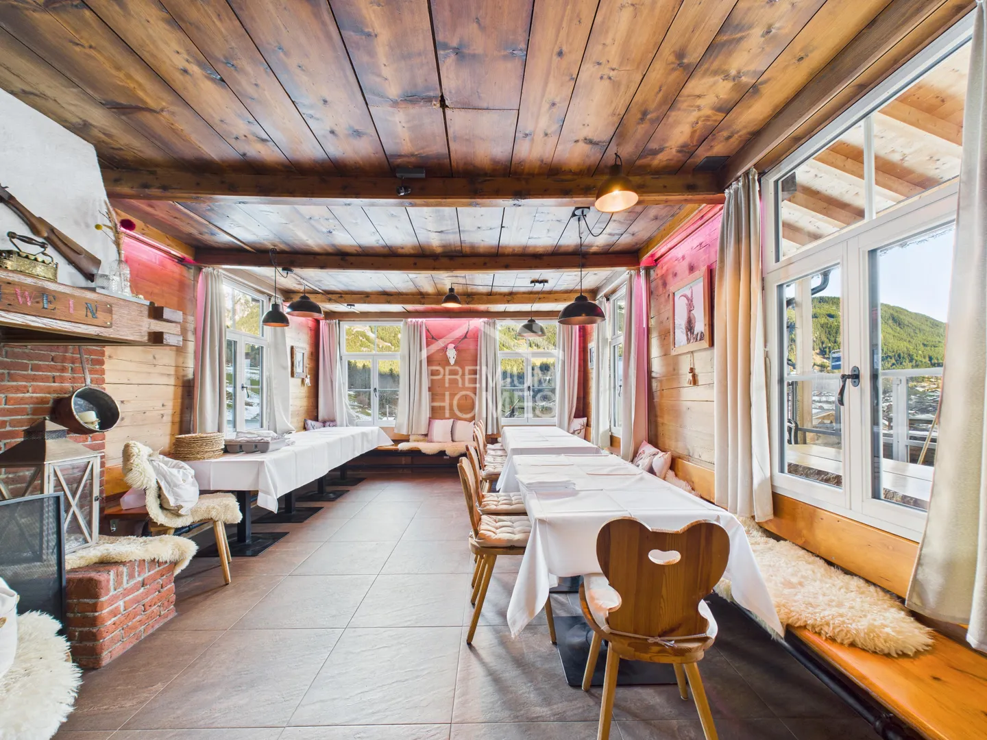 Ihr eigenes Rendite-Dorf - drei Gebäude an Bestlage!  - Foto 1 von 13