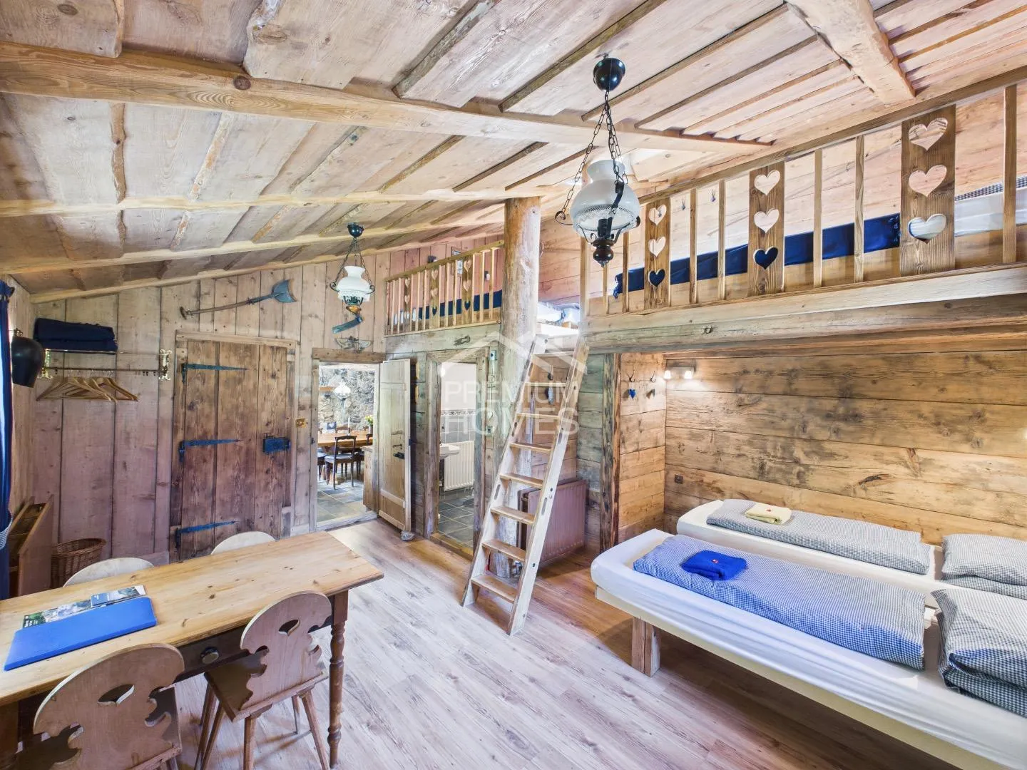 Unmatched in Location & Unforgettable in Feeling - Photo 9 of 13