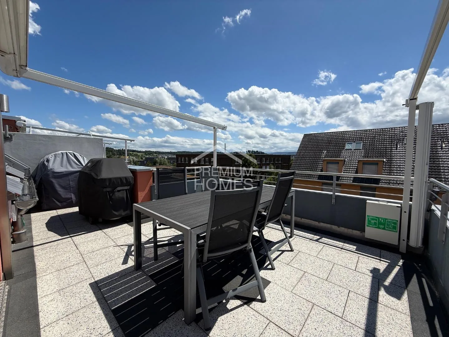 Double is better - Photo 5 of 6