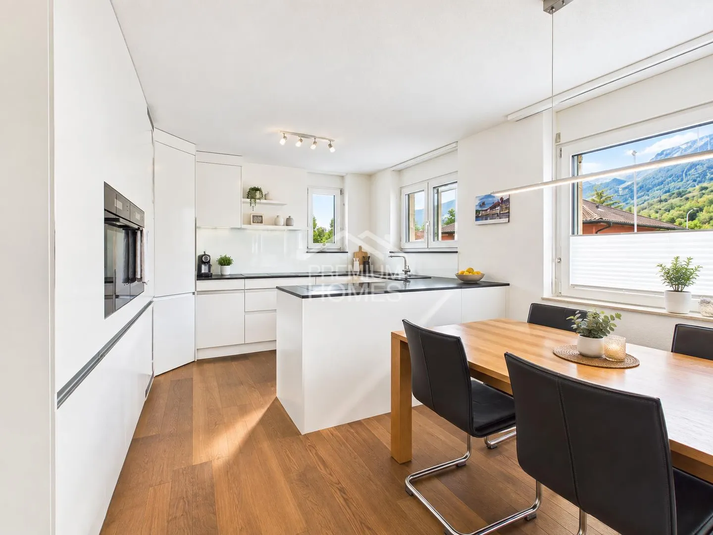 Raum für Familie, Arbeiten und Vermieten - Photo 4 sur 13