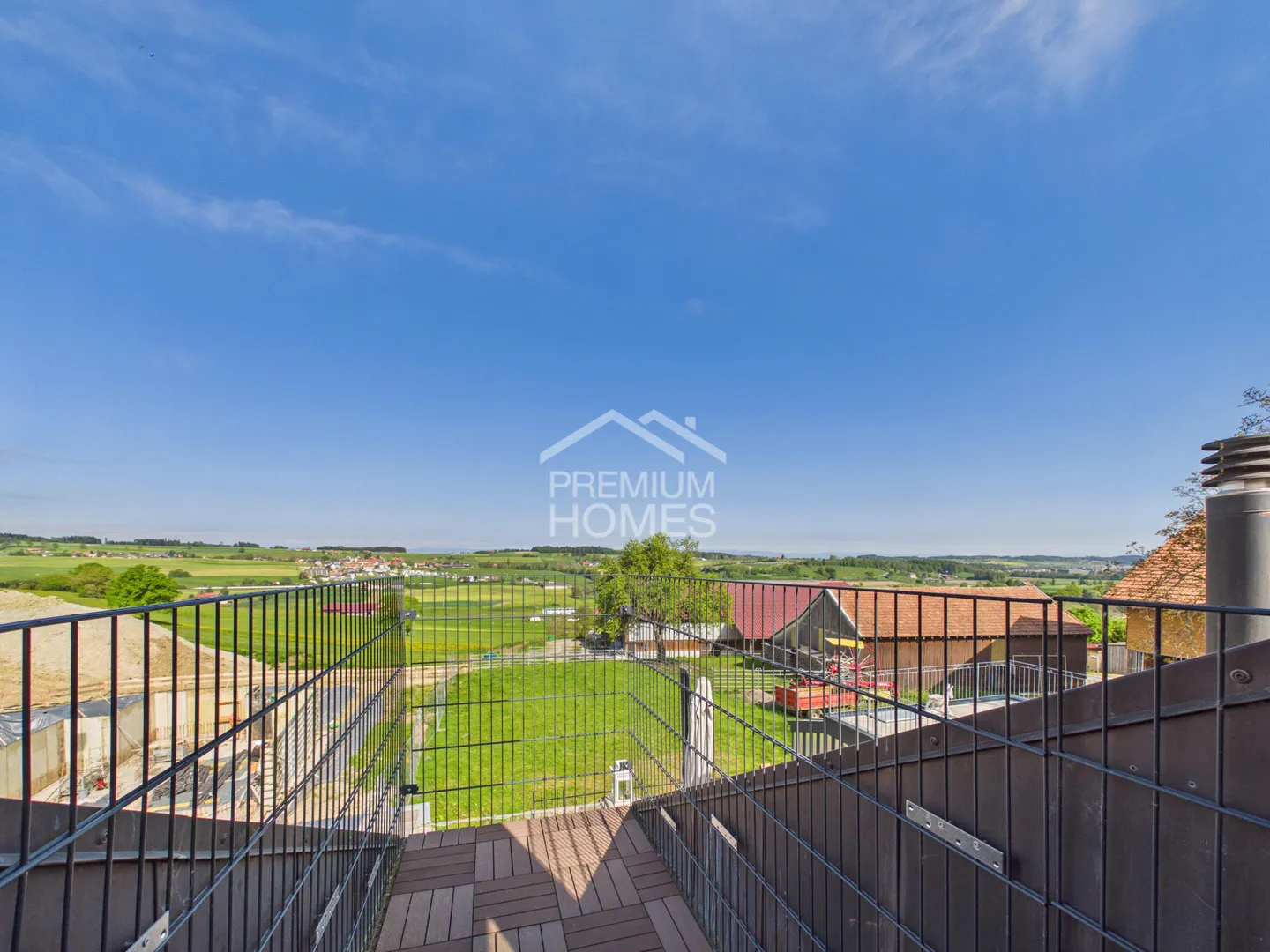 Letzte Etage in absoluter Ruhe - Foto 1 von 8