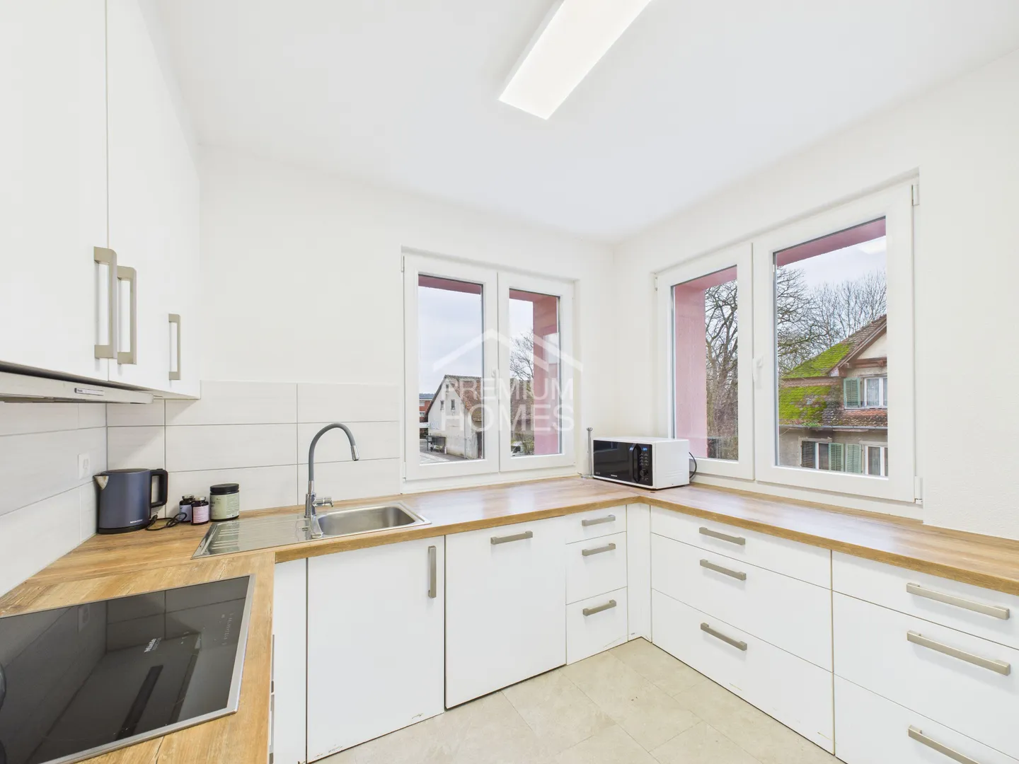 Deux niveaux pleins de confort de vie - Photo 3 sur 7