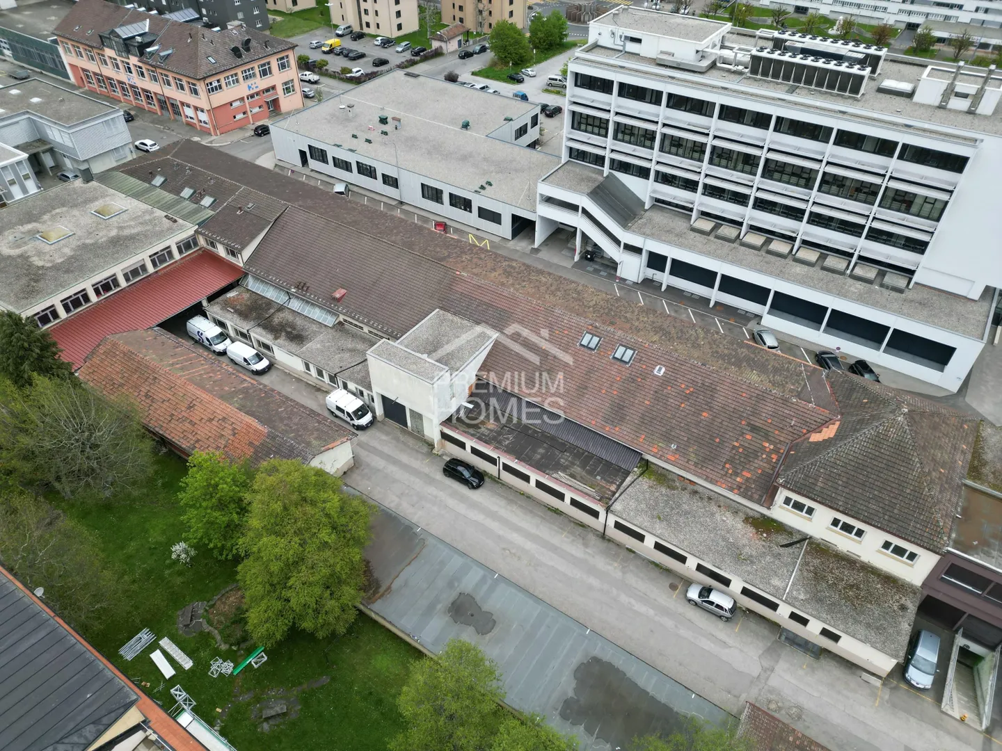 Industriegebäude mit Wohnpotenzial - Foto 1 von 2