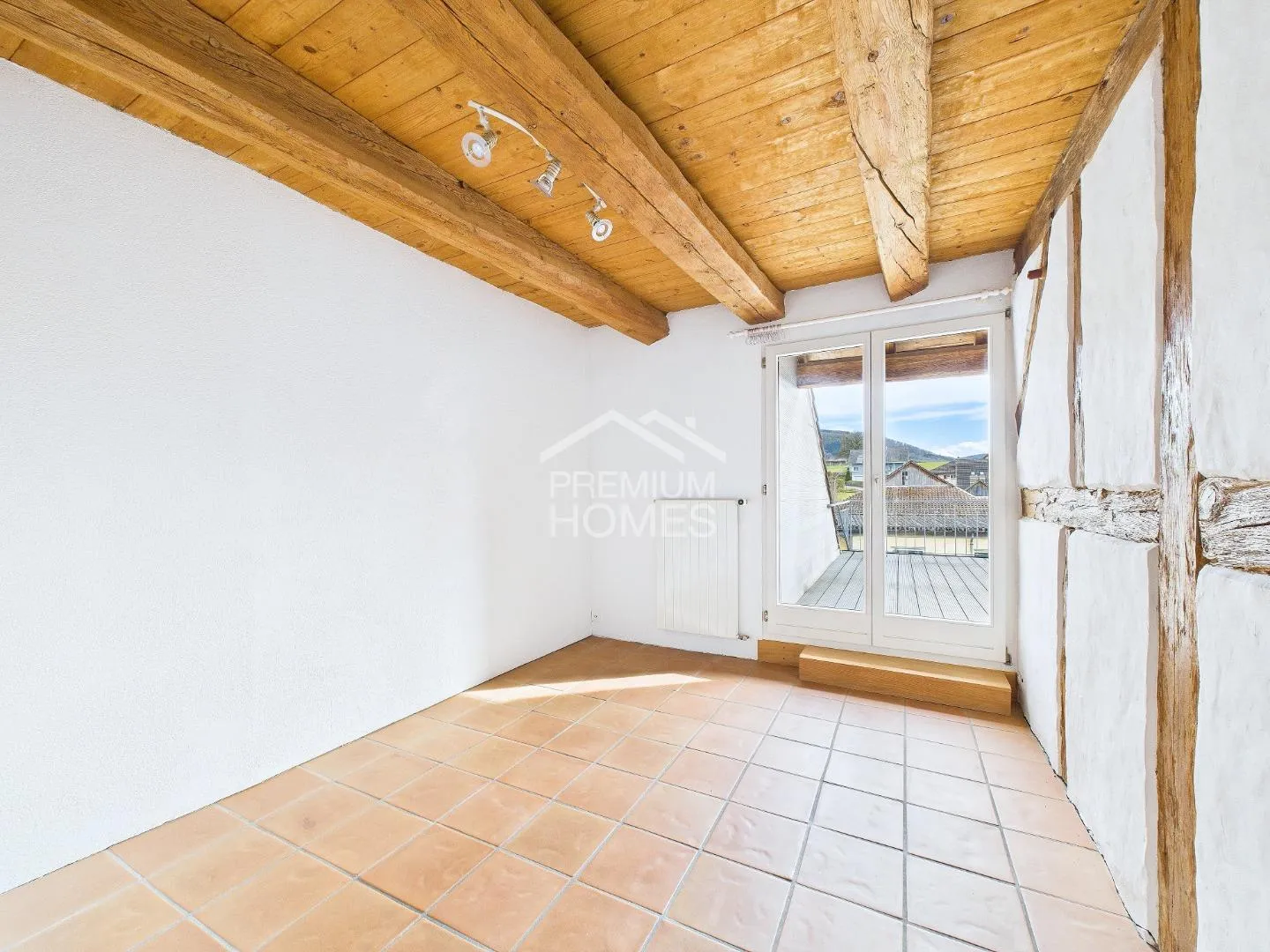 GIGANTIC SPACE IN BEAUTIFUL KLETTGAU - Photo 6 of 8