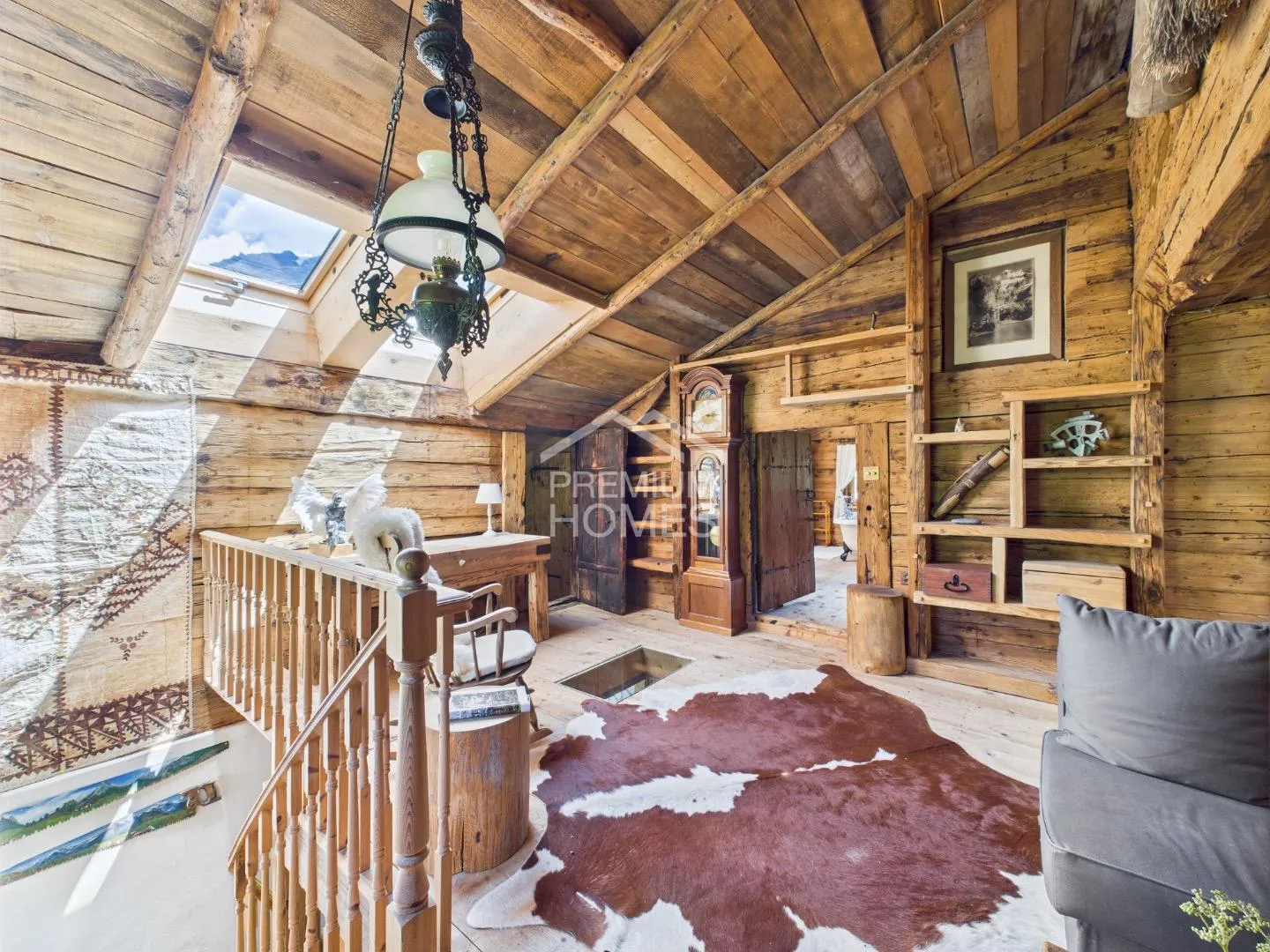 Unmatched in Location & Unforgettable in Feeling - Photo 5 of 13