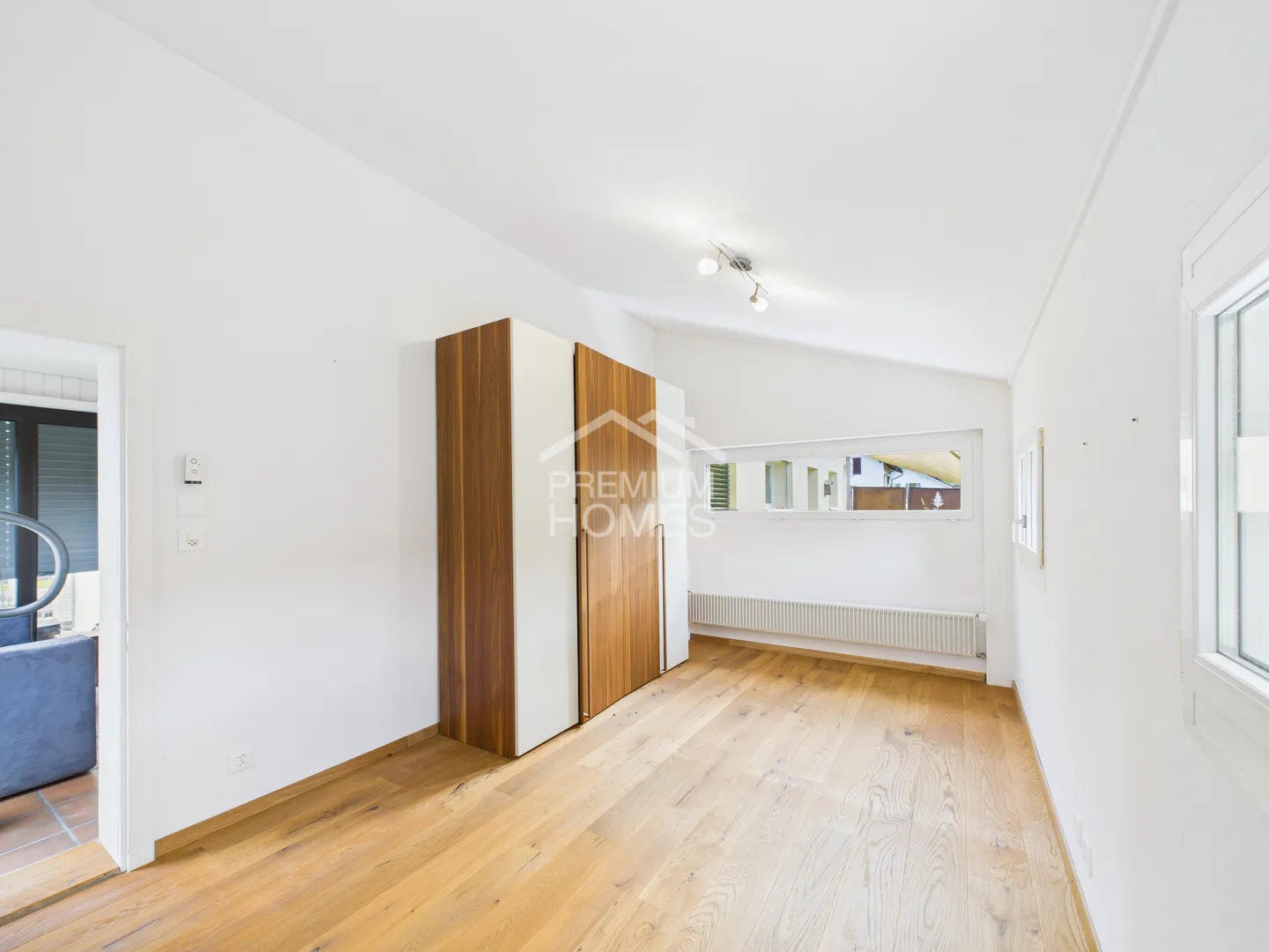 A HOUSE FOR LIFE - Photo 7 of 11