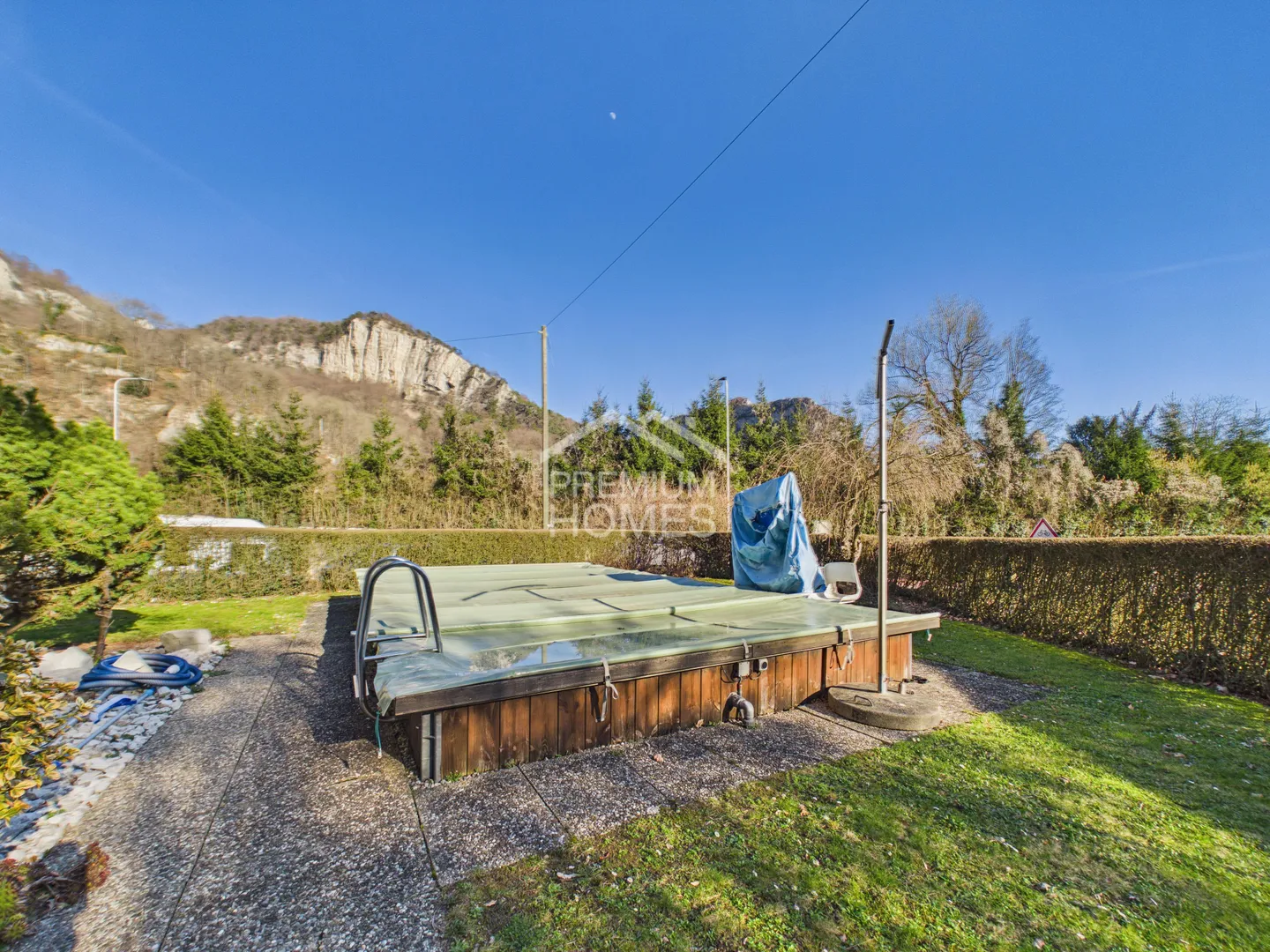 Solidly built - lovingly maintained - oasis with pool - Photo 12 of 13