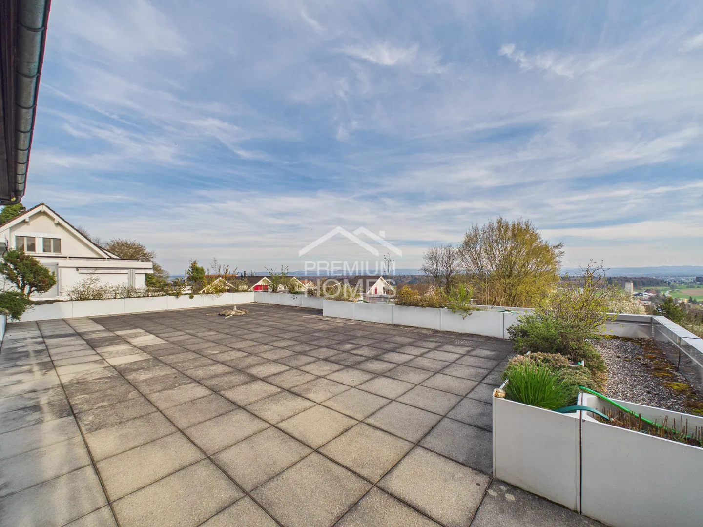 Charmantes Zuhause mit atemberaubender Aussicht - Foto 9 von 12