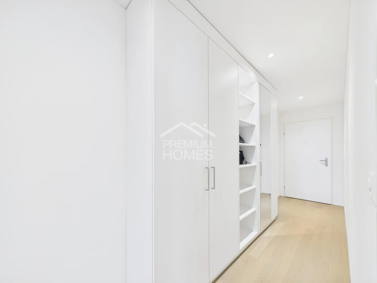 Entièrement meublé et prêt à emménager - 3,5 pièces à Zurich-Affoltern ! - Photo 10 sur 12