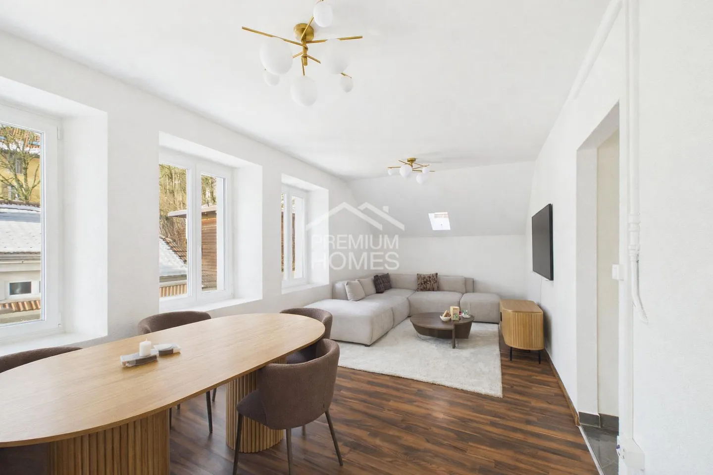 Geräumiger Komfort und warme Atmosphäre - Foto 1 von 7