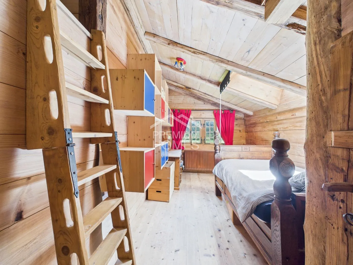 Unmatched in Location & Unforgettable in Feeling - Photo 7 of 13