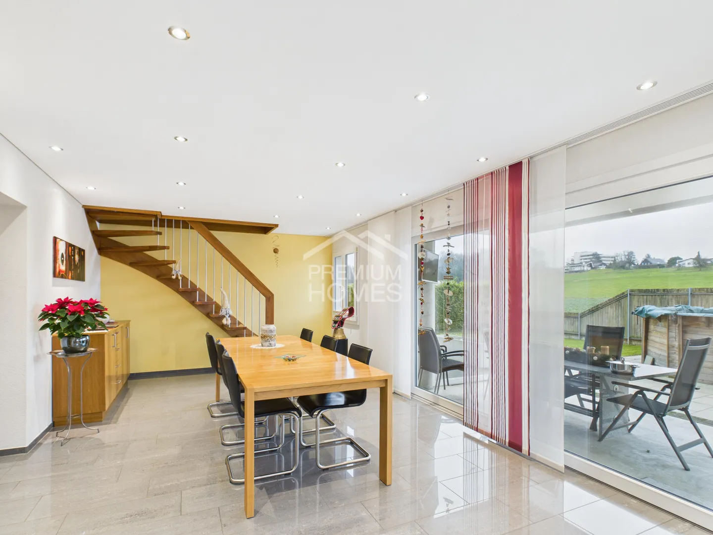 Grosszügige Gewerbeliegenschaft mit Wohnhaus - Foto 9 von 13