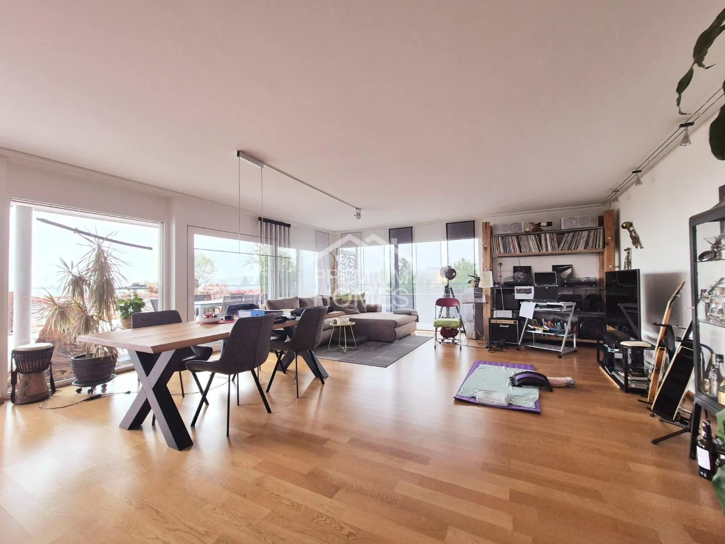 Sonnenstrahlen und Bergblick: Ihre exklusive Wohlfühloase - Photo 3 sur 8