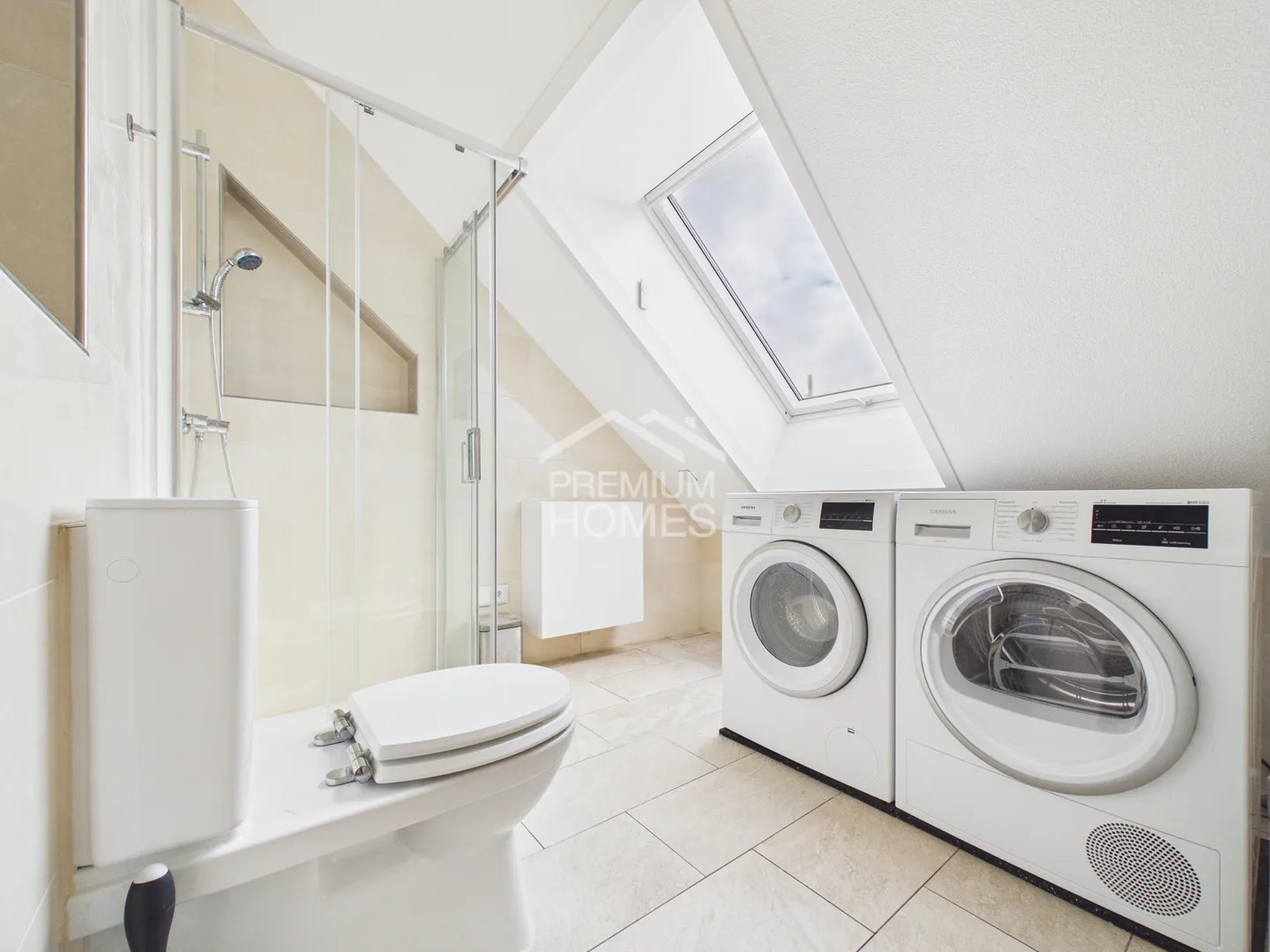 Vivere spazioso con molte possibilità - Foto 10 di 13