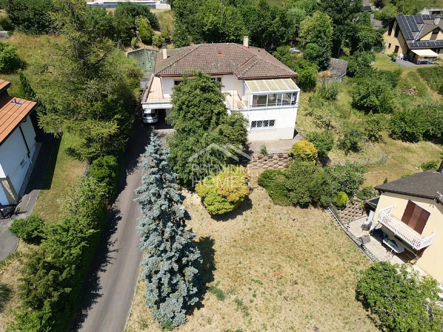 Blick auf den See, Villa zu renovieren oder außergewöhnliches Immobilienprojekt - Foto 5 von 8