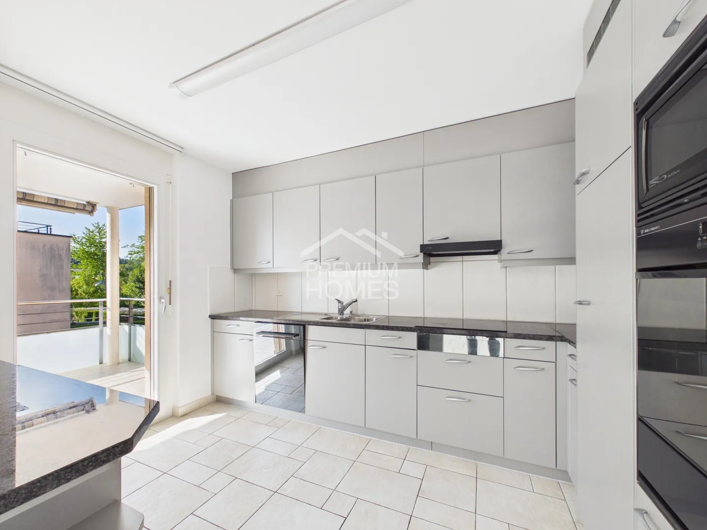 Espace pour les plus beaux moments - Photo 3 sur 8
