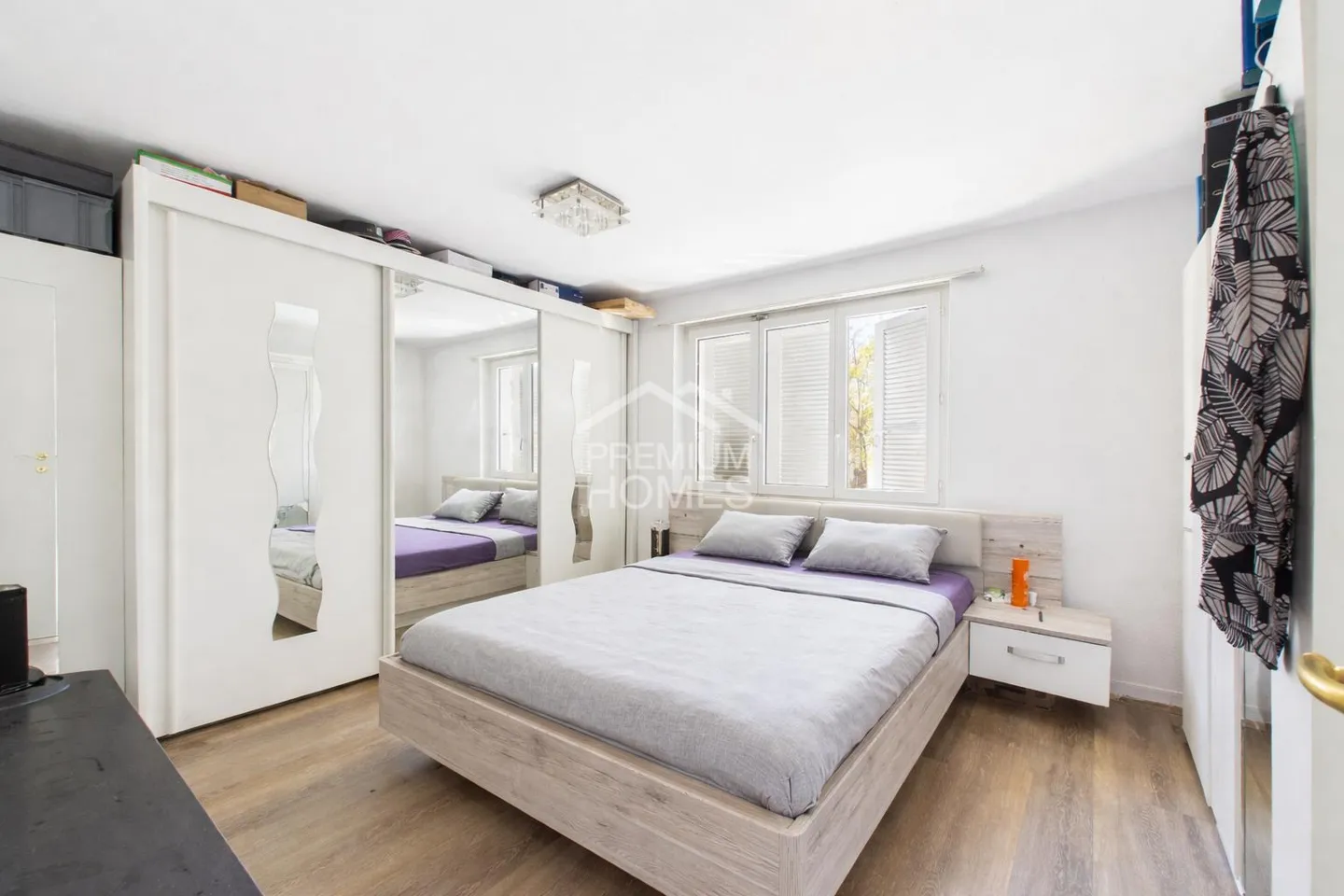 Charming Home in Prime Location - Photo 7 of 9