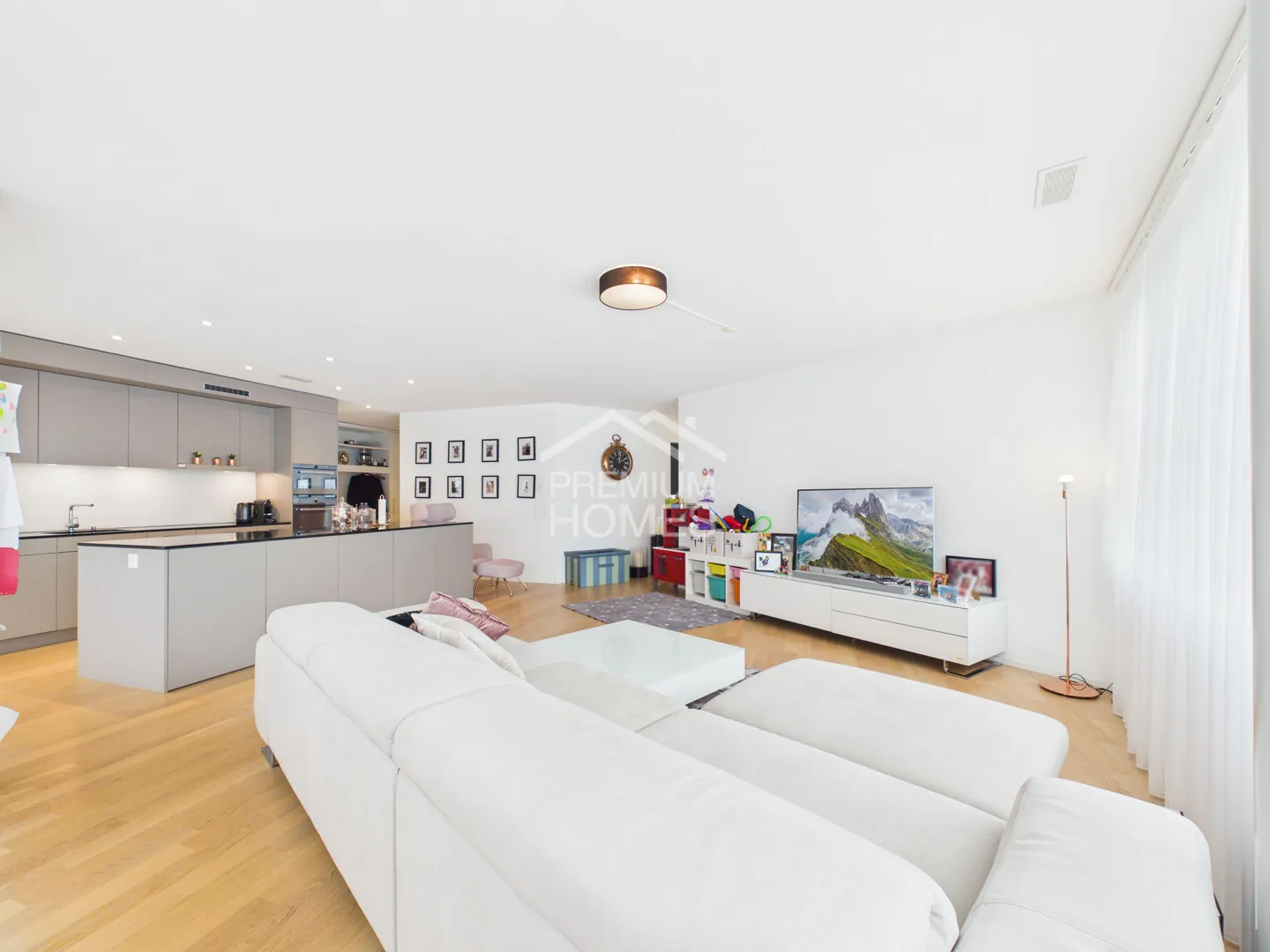 Age-appropriate living with style - Photo 4 of 13