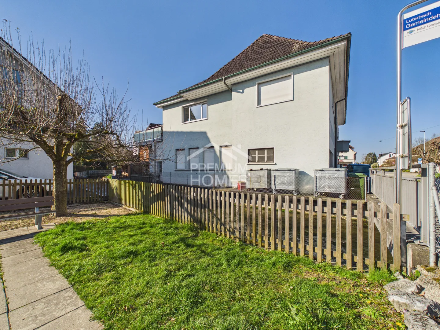 Attractive Multi-Family Home - Photo 8 of 9