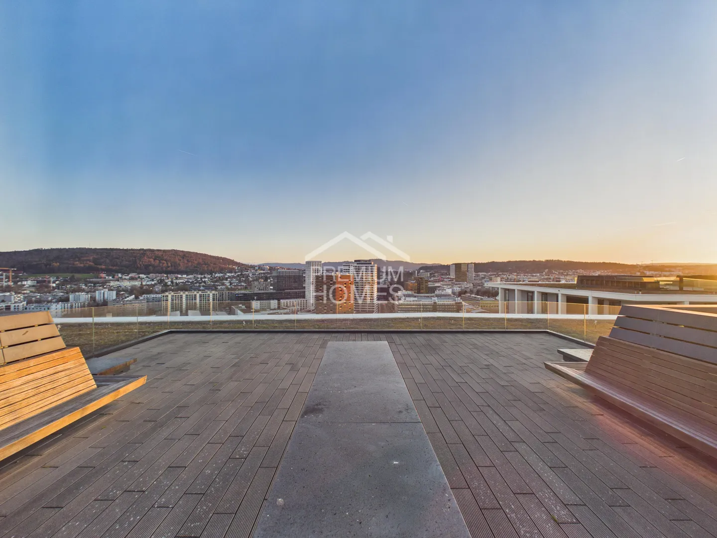 Own the Skyline in Oerlikon - Your Move!  - Photo 10 of 12