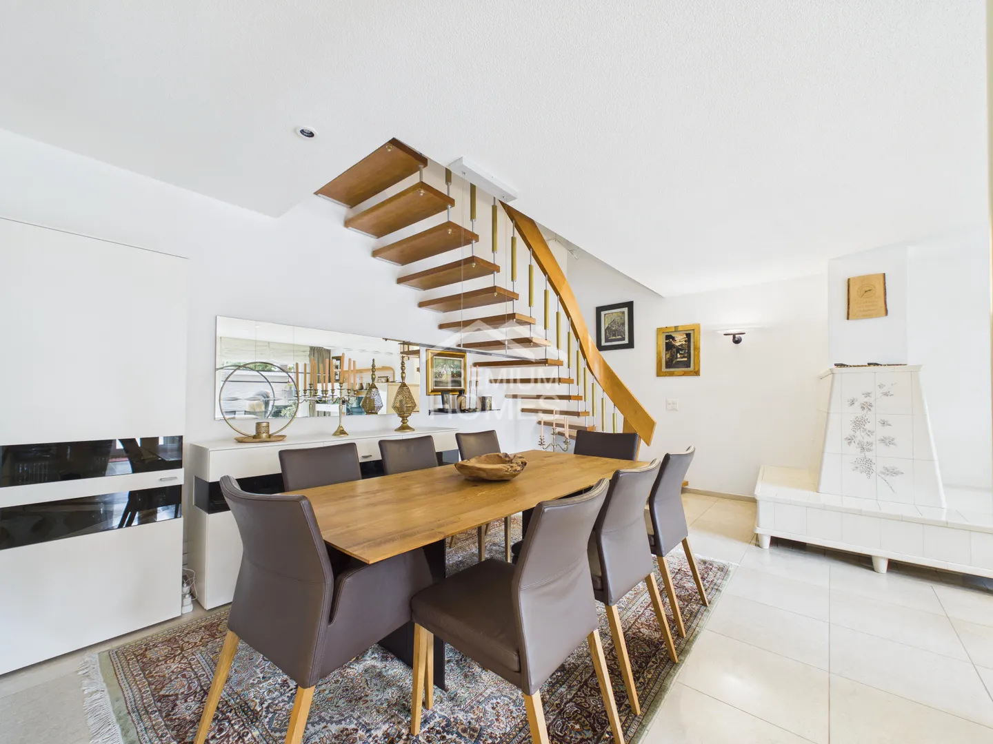 Duplex élégant avec jardin privé - Photo 3 sur 13