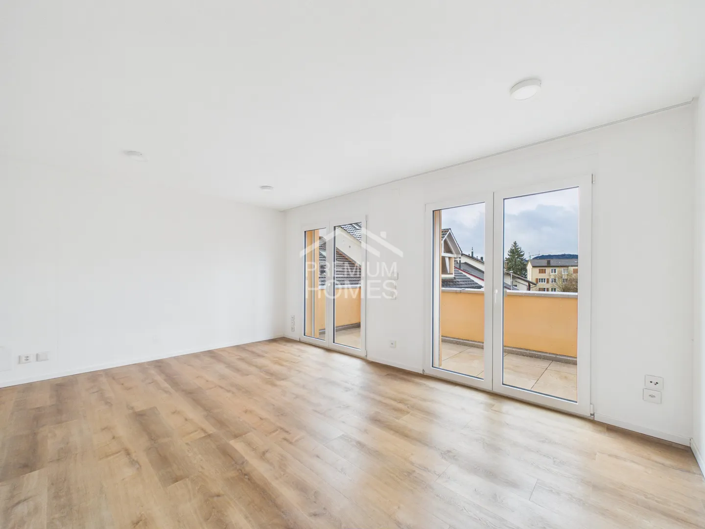 Vivere spazioso con molte possibilità - Foto 4 di 13