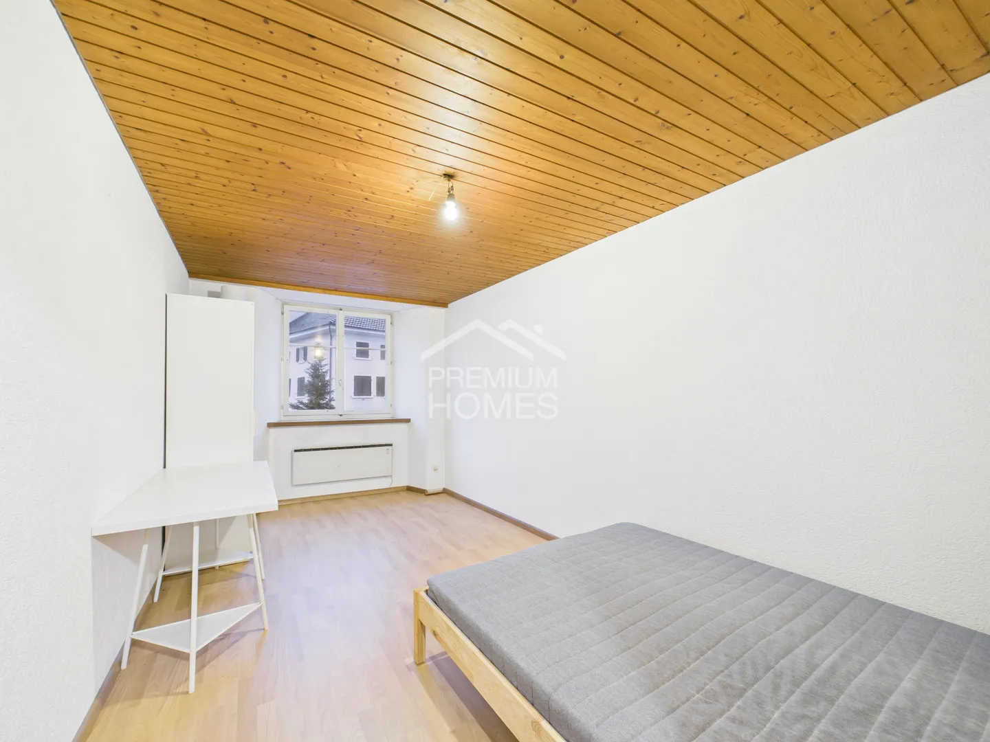 Mehrfamilienhaus in Buckten mit riesigem Ausbaupotenzial  - Foto 7 von 9