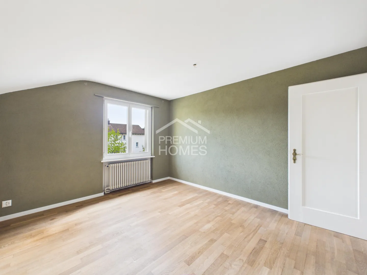 Exclusive Family Retreat in Desirable Residential Area - Photo 9 of 13