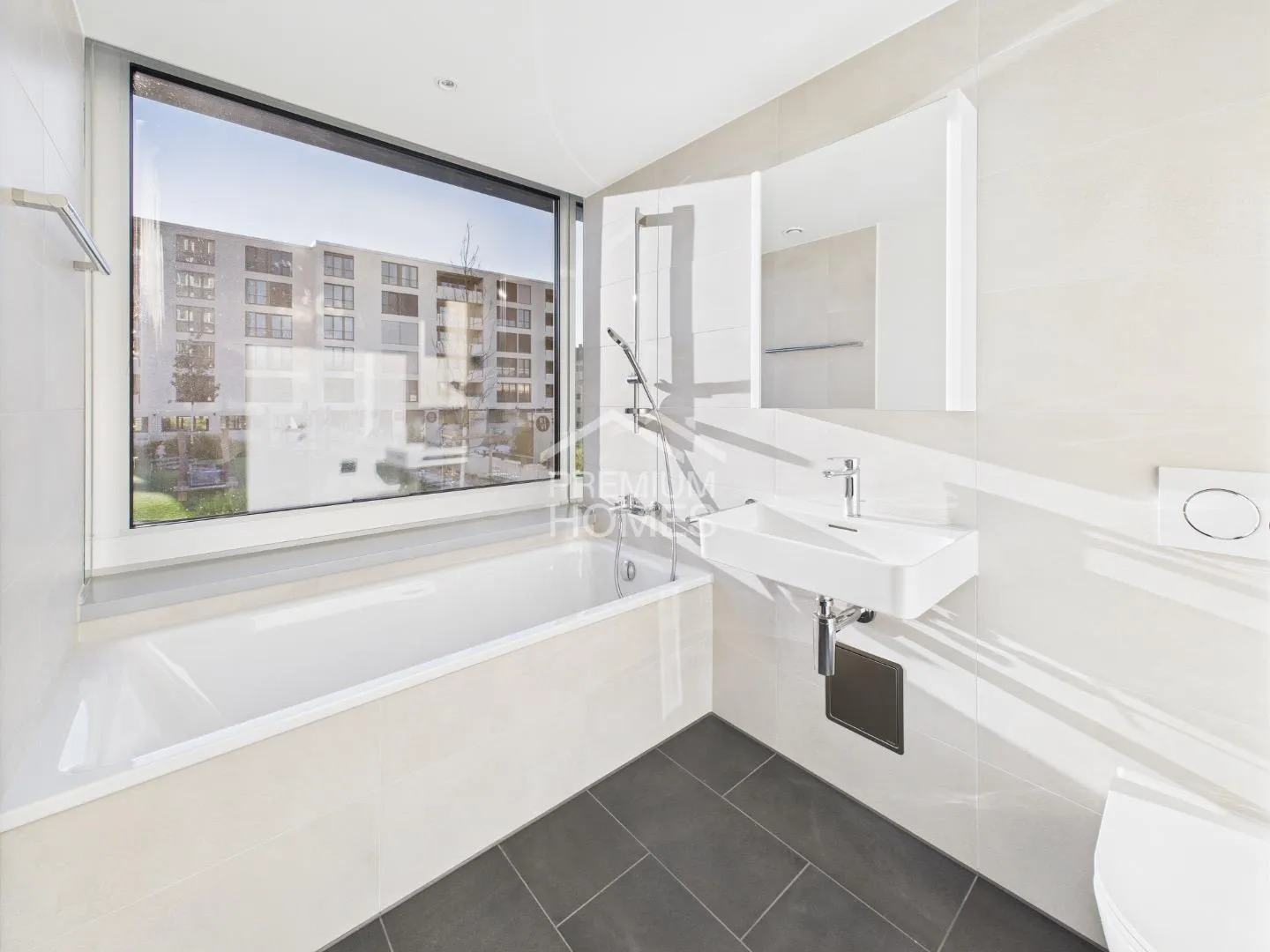 First occupancy to fall in love - exclusive living with comfort - Photo 7 of 9