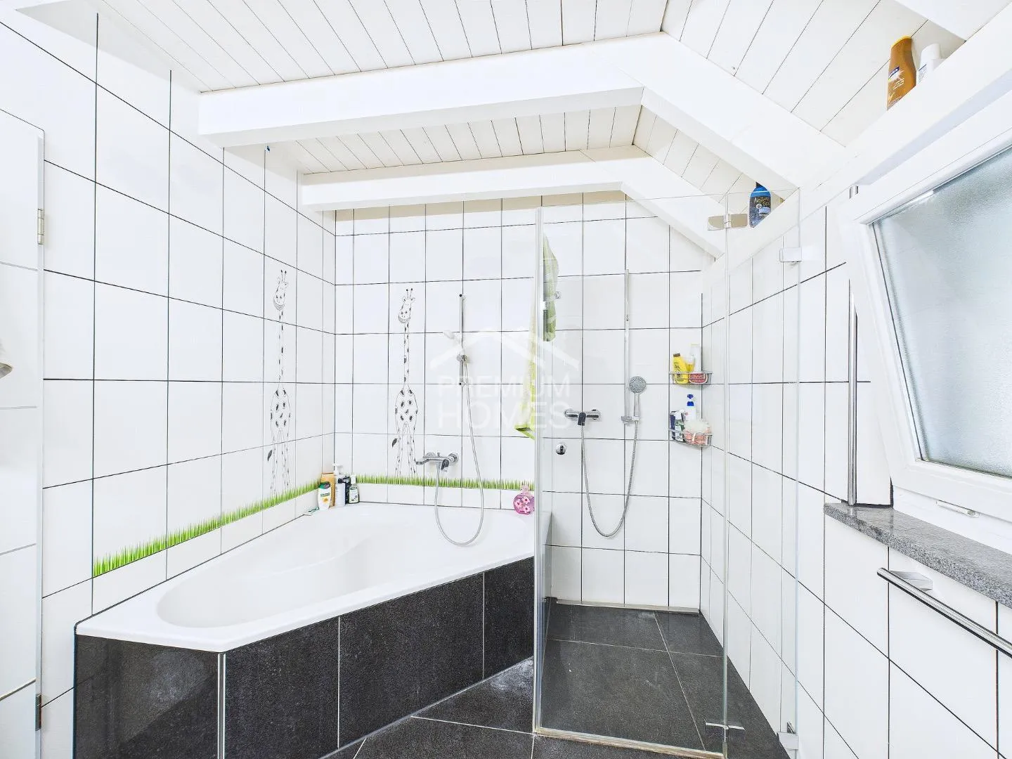 IHRE FAMILIE VERDIENT DAS BESTE - Foto 6 von 6