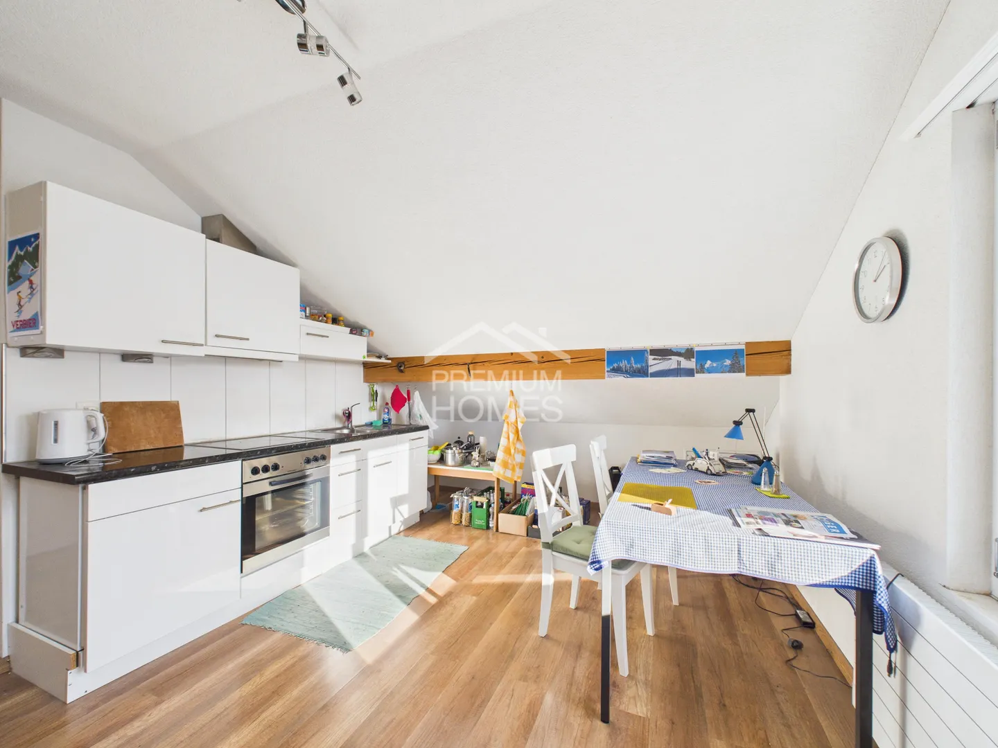 Petit, fin et confortable - Appartement studio sous les toits ! - Photo 3 sur 5