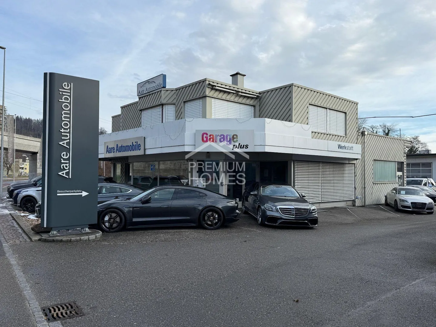 Fully Equipped Car Workshop for Takeover - Photo 1 of 8