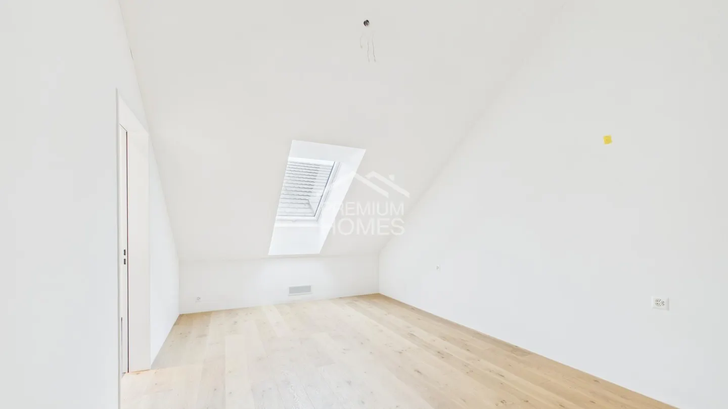 MODERNE ATTIKAWOHUNG MIT TRAUMHAFTER BERGKULISSE  - Photo 7 of 11