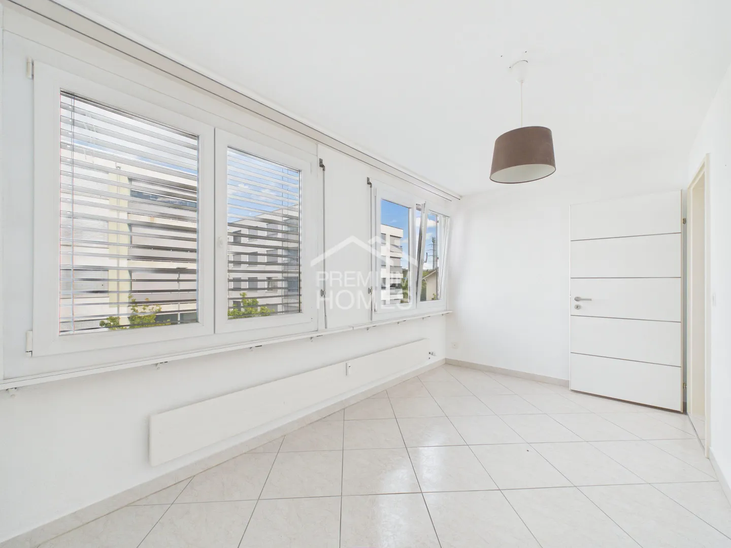 Spacious Apartment in Biberist - Photo 5 of 9