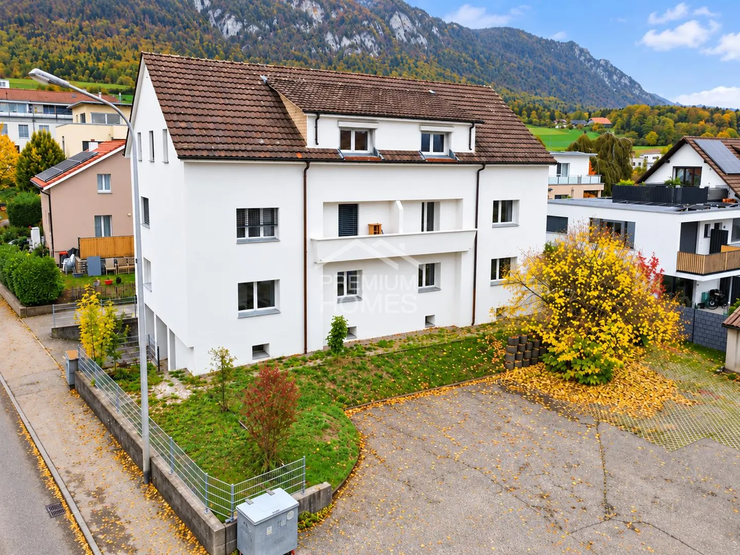 Well-maintained multi-family house in very good condition - Photo 8 of 9
