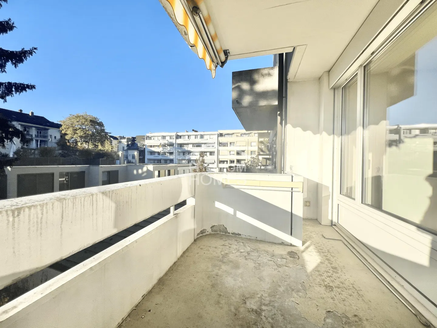 Rare Opportunity! Quiet & Central Near the Train Station - Photo 6 of 8