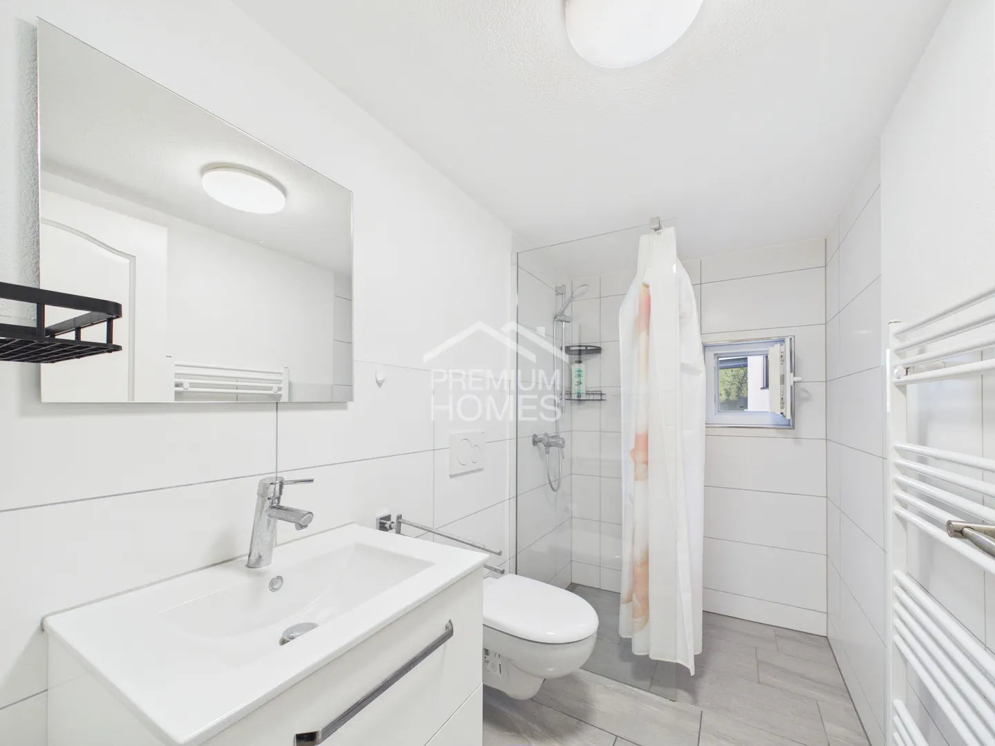 Haus mit Ausbaupotenzial - inklusive Baubewilligung! - Foto 7 di 8
