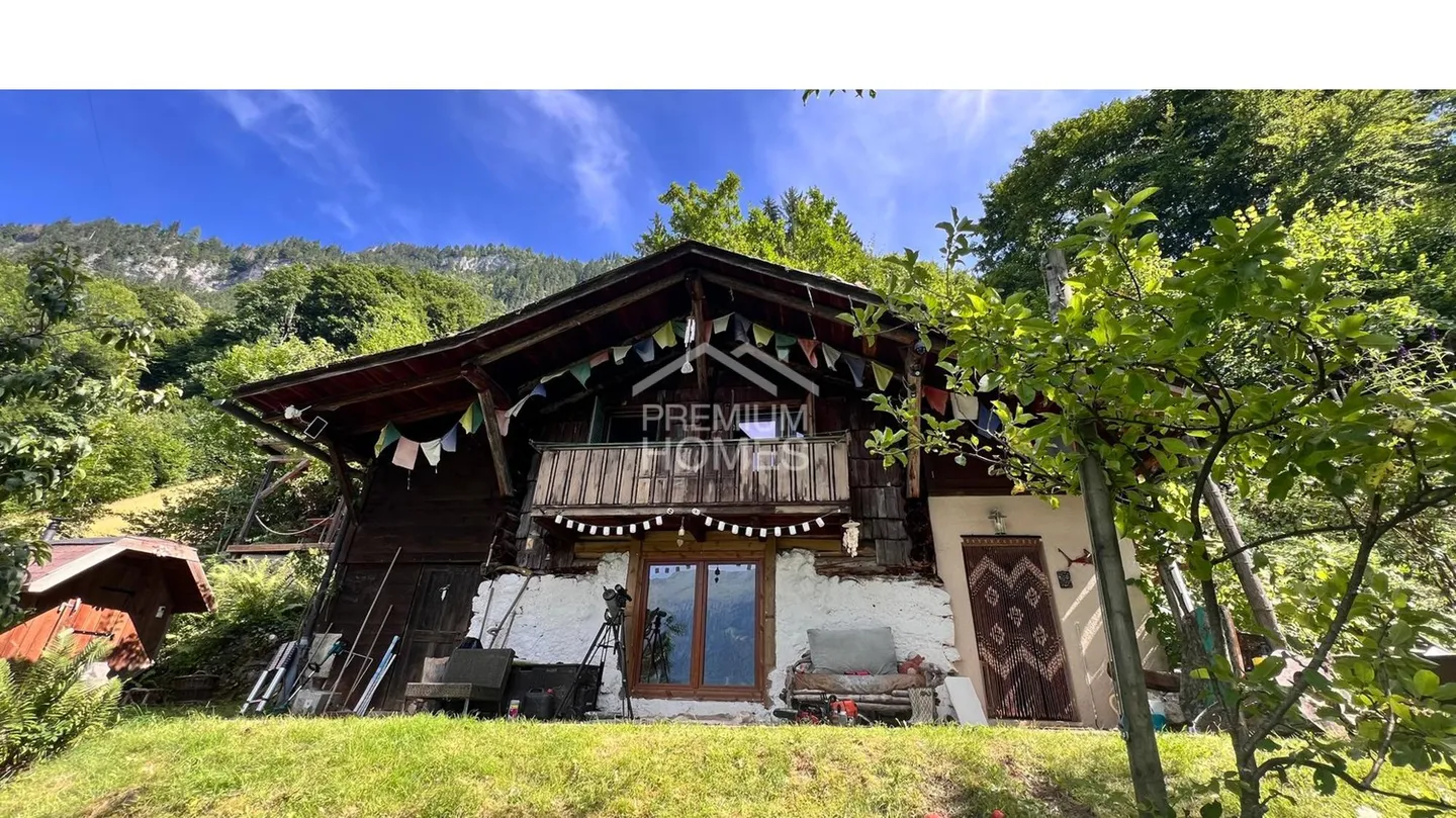 Rustic Jewel with Wellness Flair - Photo 8 of 9