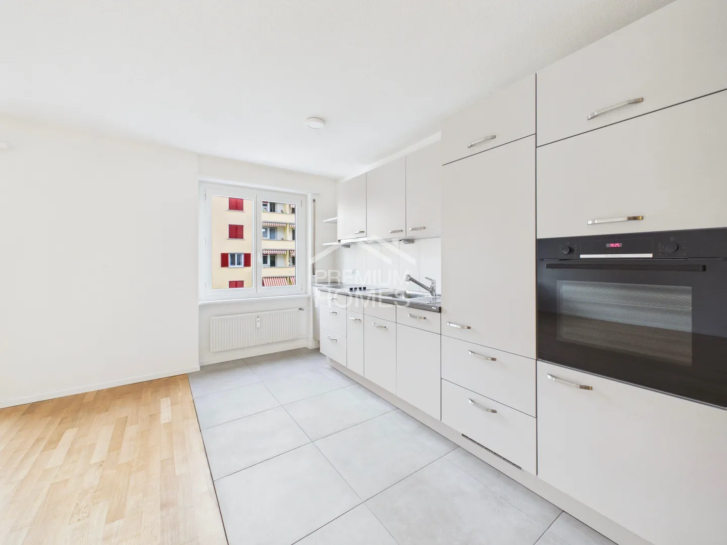 Buy today, move in tomorrow! - Photo 4 of 8